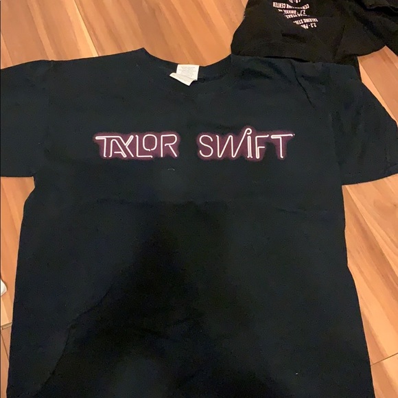 Concert Ts bundle! - Picture 3 of 4